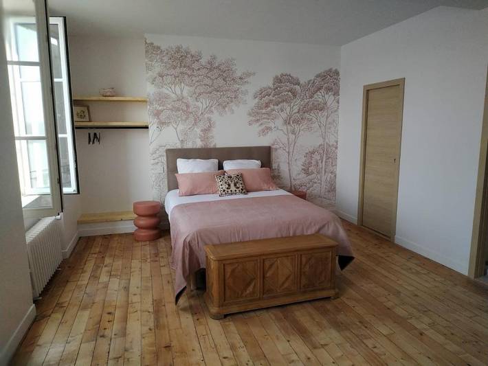 Gîte pour 2 personnes, avec vue et piscine ainsi que vue sur le lac et jardin à Saint-Mathurin-sur-Loire - 4