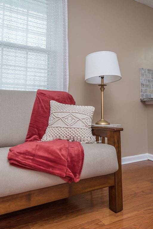 Relaxing Hot Tub | S’mores Fire Pit | Garage in Lexington, Kentucky