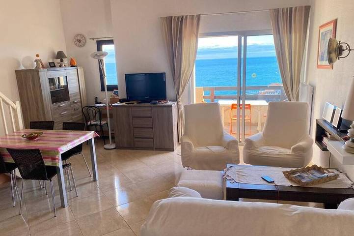 Gîte pour 6 personnes, avec piscine et balcon dans Plage De La Balette Collioure