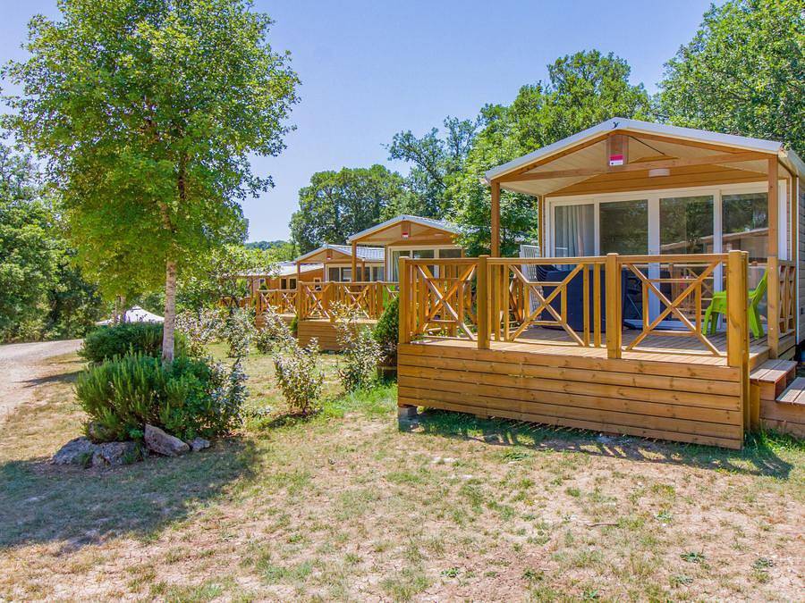 Camping Domaine La Faurie - Mobilheim 4 personen - Premium 2 Schlafzimmer in Séniergues, Regionaler Naturpark Causses du Quercy