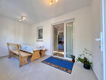 Ferienwohnung für 3 Personen, mit Garten in Silo (Krk)