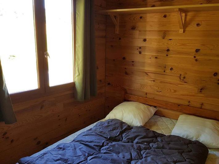Camping la Ripole - Chalet 4 personen - Campahütte für 4 Personen – überdachte Terrasse – ohne Sanitäranlagen in Abjat-sur-Bandiat, Regionaler Naturpark Périgord-Limousin