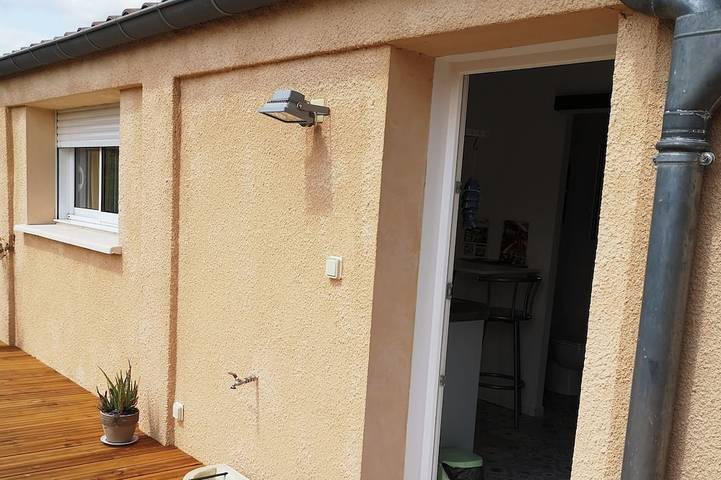 Entire apartment, 1 Bedroom Apartment in Aubenas in Aubenas, Ardèche