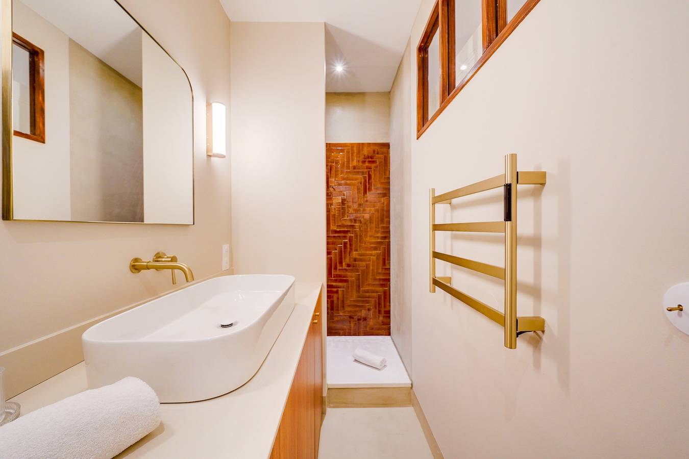 Apartamento entero, Apartamento de vacaciones para 2 personas con balcón in Burdeos, Región de Burdeos