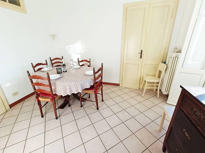 Maison au bord du lac avec sentiers in Maccagno, Maccagno con Pino e Veddasca