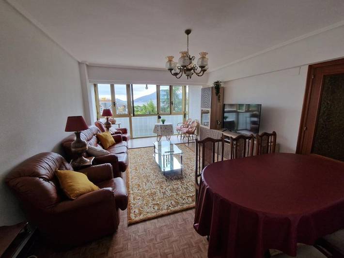 Gîte pour 4 personnes, avec vue et terrasse à Laredo - 4