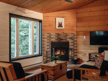 Maison de campagne pour 5 personnes, avec terrasse et jacuzzi, animaux acceptés dans Saint Donat De Montcalm