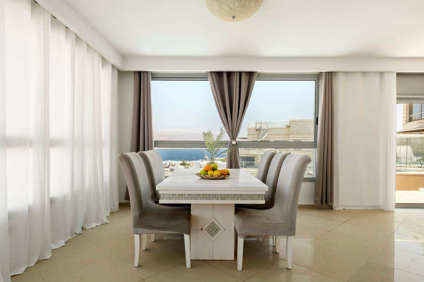 Apartamento entero, Sea View Penthouse Near the Beach by Sea N' Rent in Eilat, Distrito Sur (Israel)