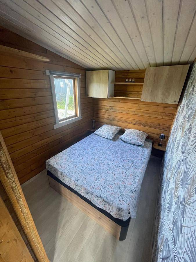 Gîte pour 4 personnes, avec piscine et jardin à Saint-Étienne-de-Fontbellon - 3