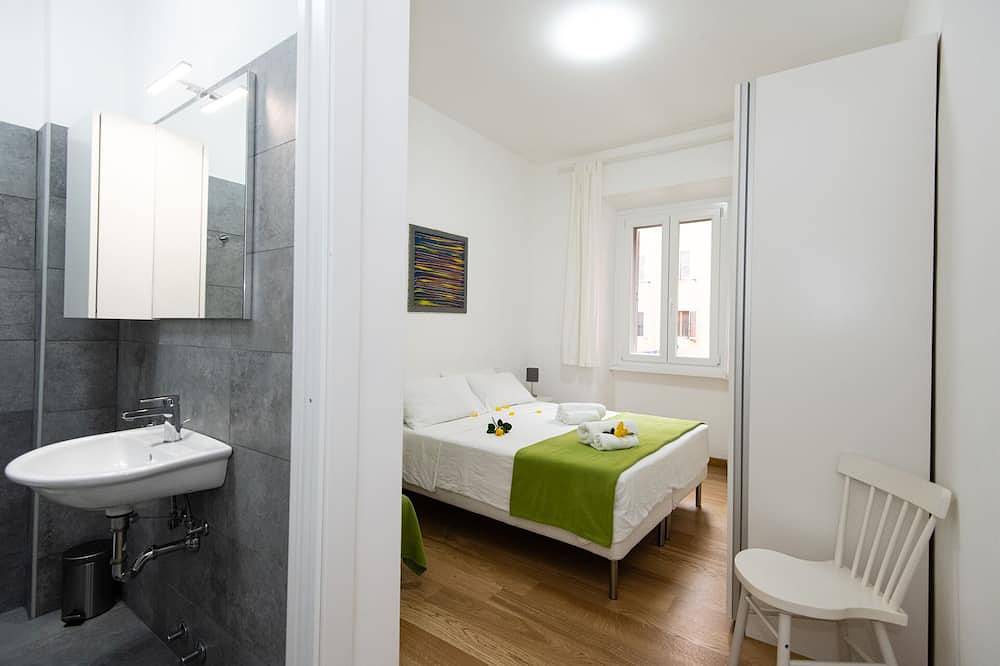 Ganze Wohnung, Domus Augustea - Helle und gemütliche Wohnung im Herzen von Rom in Rom, Rom Provinz