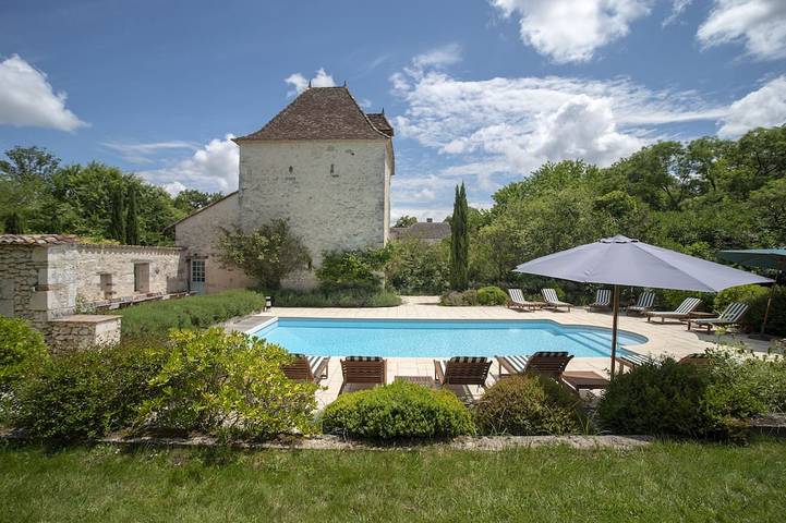 Location de vacances pour 5 personnes, avec Terrasse et Jardin à Saint-Aubin-de-Cadelech