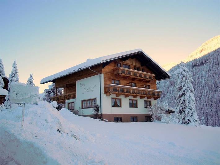Ferienwohnung für 2 Personen, mit Garten und Ausblick sowie Balkon, kinderfreundlich in Sankt Jakob in Defereggen - 2
