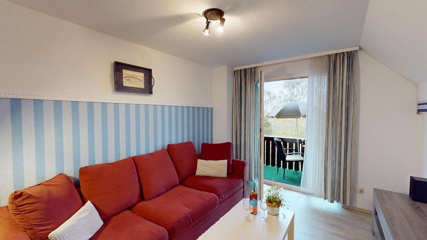 Ganze Wohnung, Ferienwohnung "Segler" für 4 Gäste mit Balkon - wirklich Ostseenah! in Westfehmarn, Lemkenhafen