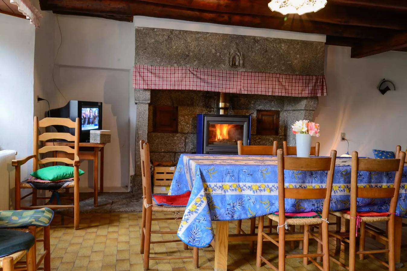 Cottage 7 personas in Peyre-en-Aubrac, Región de Mende