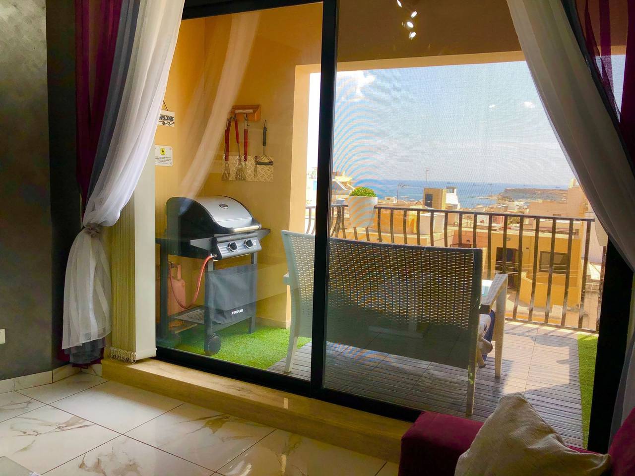 Appartement entier, Gemütliche Ferienwohnung mit Meerblick in Marsaskala, Île de Malte