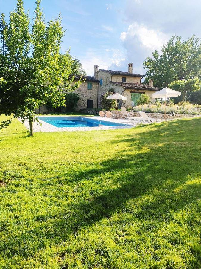Casa vacanza per 6 persone, con giardino e piscina nonché panorama - 1