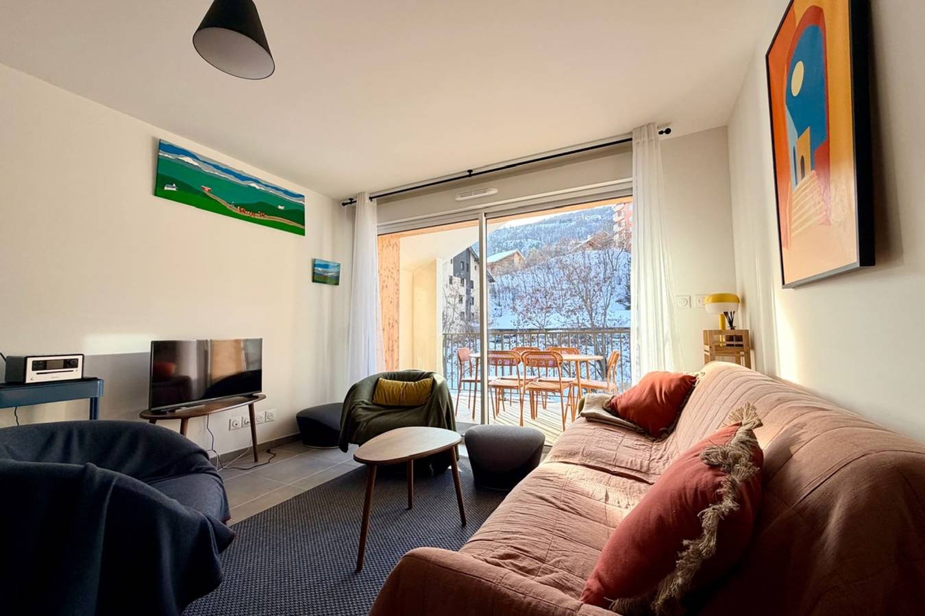 Appartement entier, Appartement neuf avec vue sur les montagnes in Briançon, Serre Chevalier