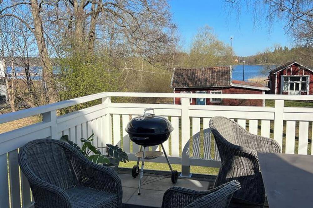 Strandvillan Gnesta - Villa close to nature for larger families or groups in Gnesta, Schwedische Ostsee