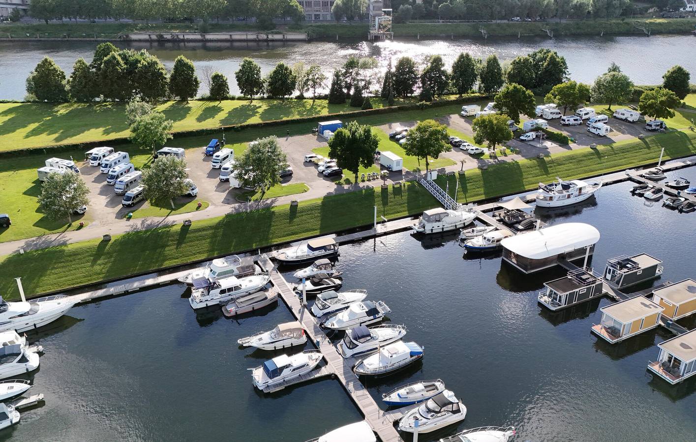 Hausboot für 3 Personen mit Ausblick in Maastricht, Limburg (Niederlande)
