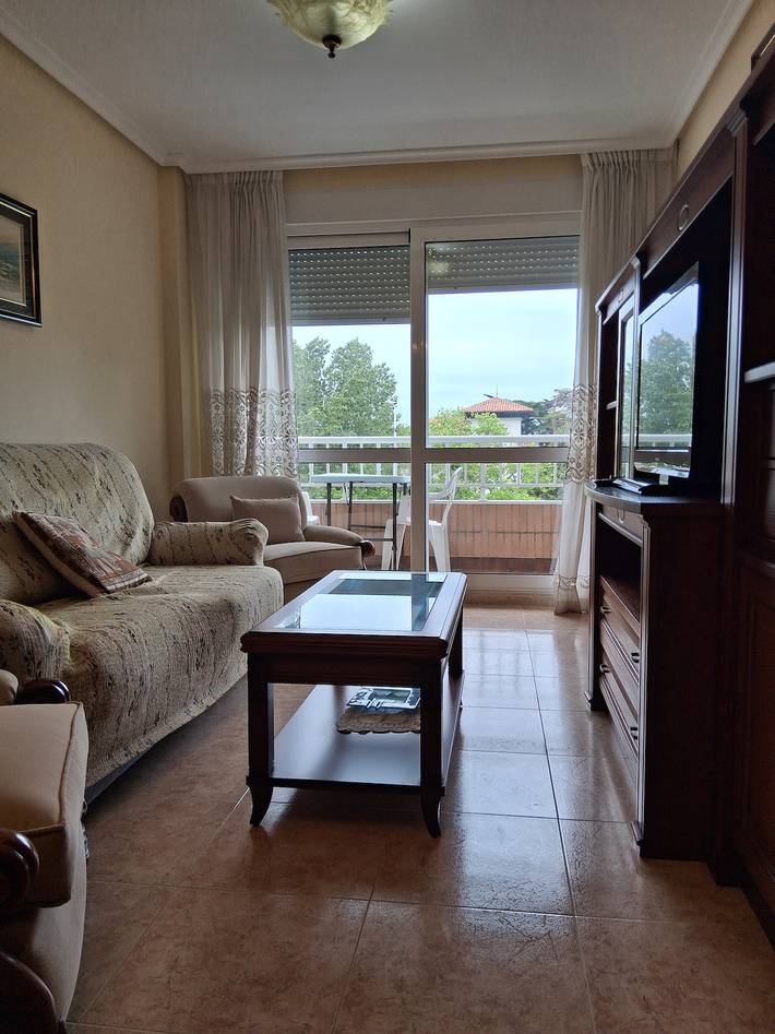 Holiday rental for 4 people, with terrace and pool in Cantabria