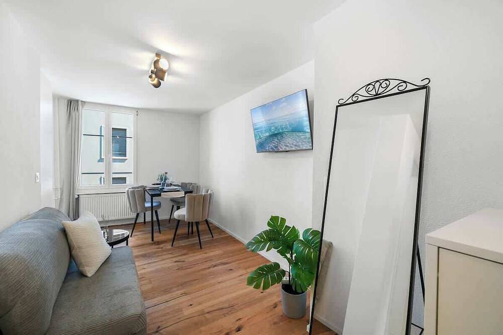 Entire apartment, Book2stay: modern Apartment at Top Place (Olma Messen) in St. Gallen, Lake Constance (Switzerland)