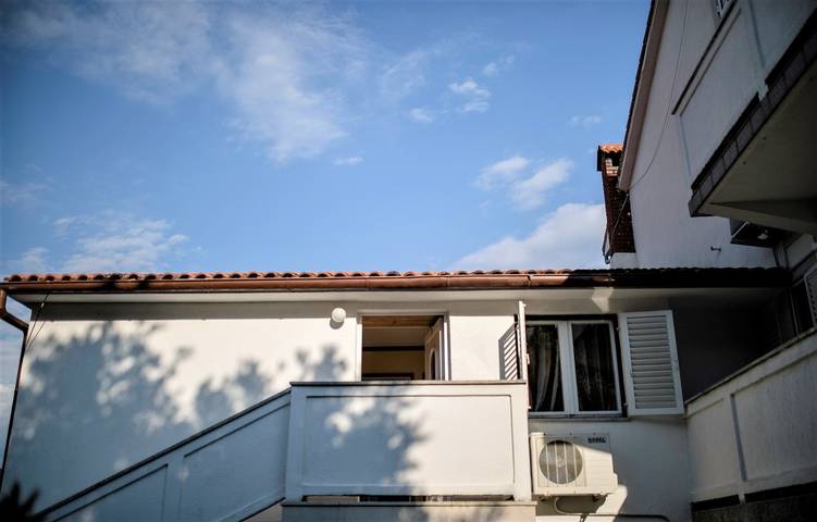 Appartement entier, Appartement de vacances pour 4 personnes avec balcon/terrasse in Ćifnata beach, Kampor