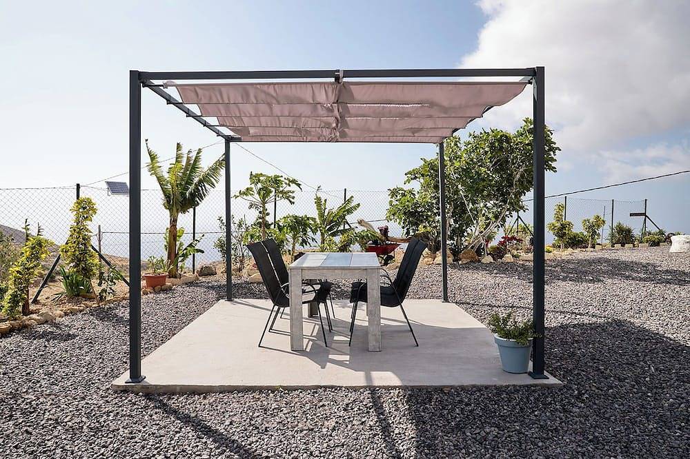 La Casa del Barranco, auténtica casa canaria con vistas al Atlántico in Fasnia, Tenerife Sur