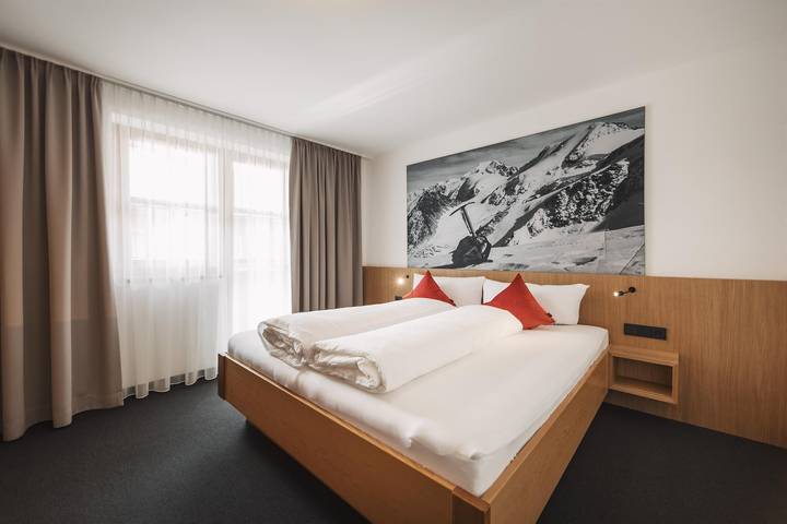 Doppelzimmer Classic mit Balkon in Galtür, Verwall