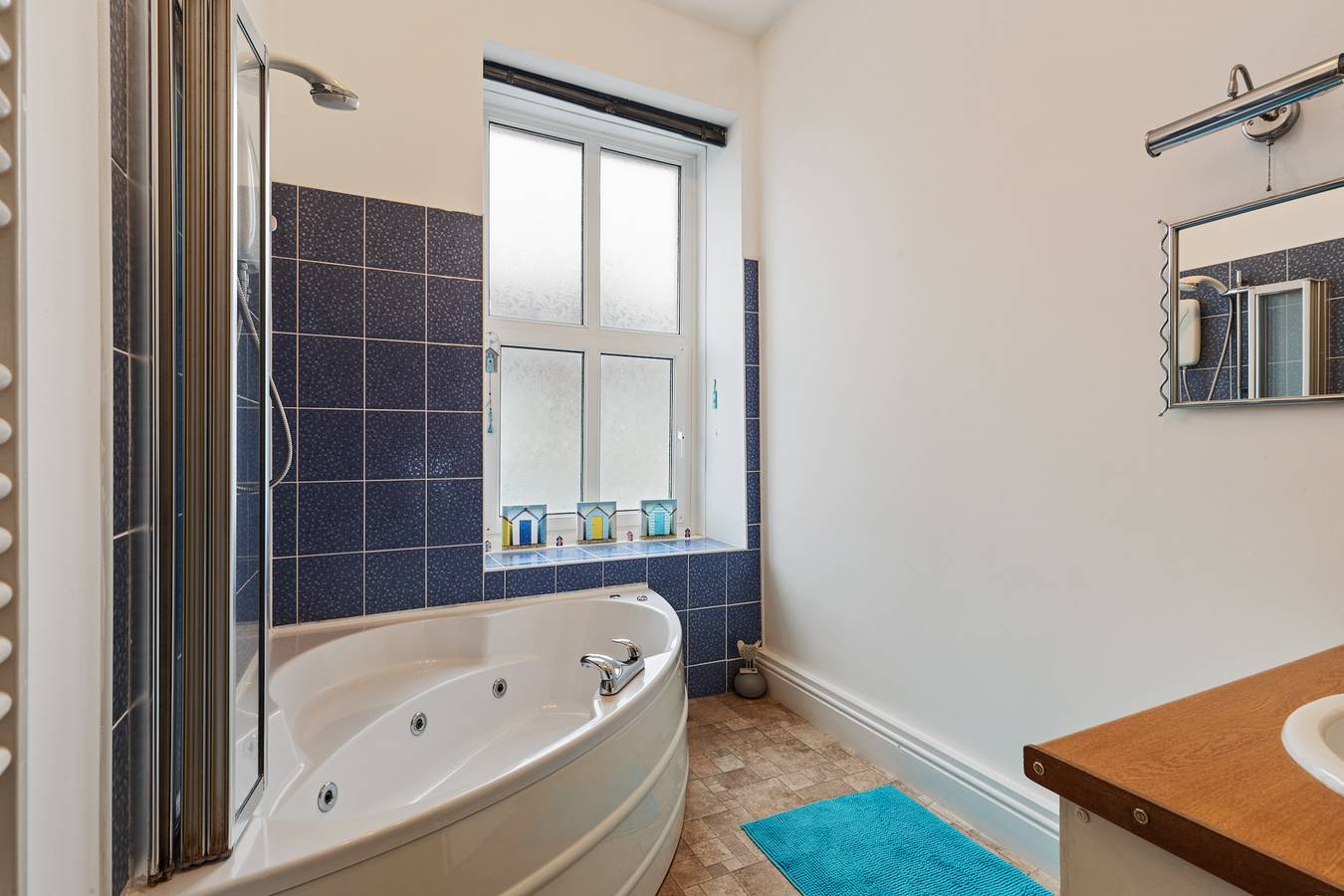 Entire apartment, Connaught House - Central Location, Near the Beach in Tenby, Pembrokeshire