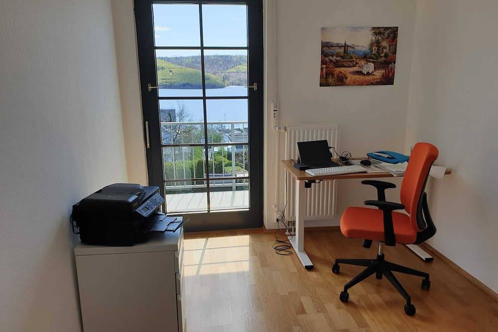Vacation home on Lake Sorpe with panoramic views of the lake, foto 14