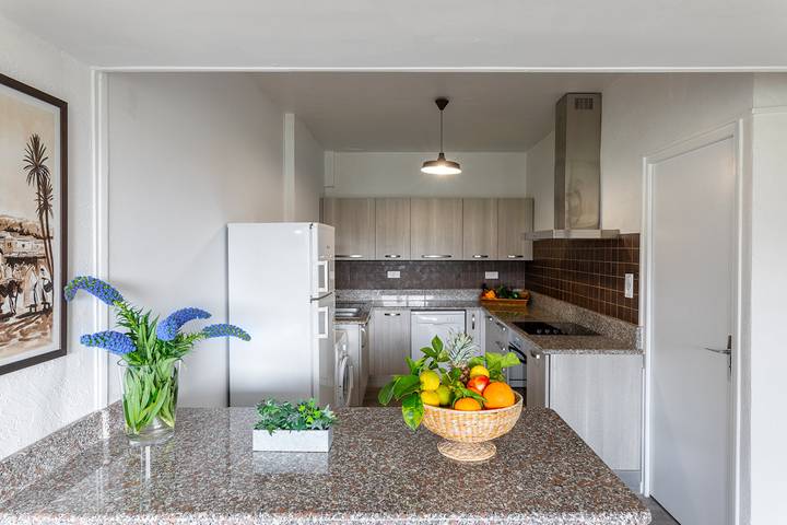 Gîte pour 6 personnes, avec terrasse ainsi que jardin et piscine à Cargèse - 3