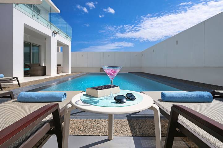 Location de vacances pour 4 personnes, avec jardin ainsi que piscine et balcon à Chypre - 2