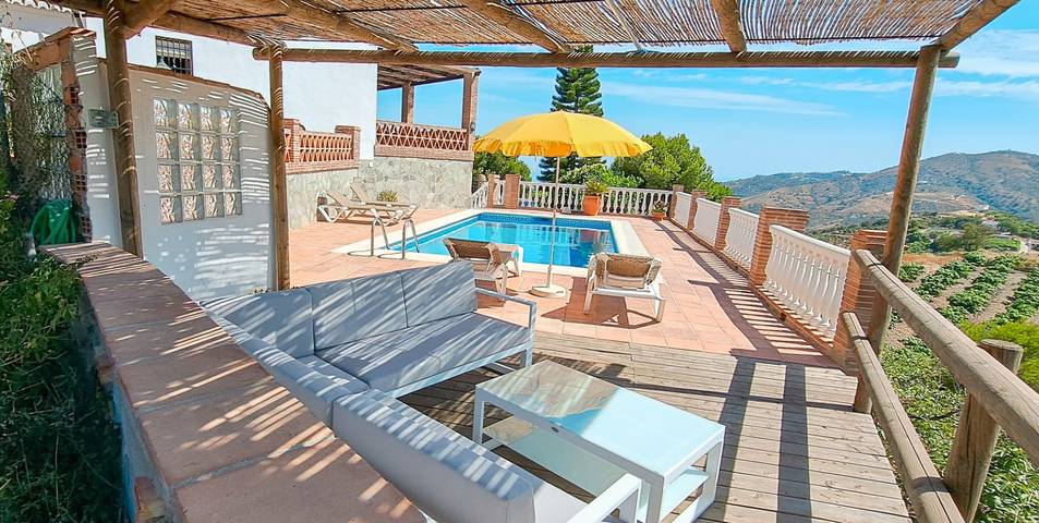 Villa for 4 people, with terrace - 1