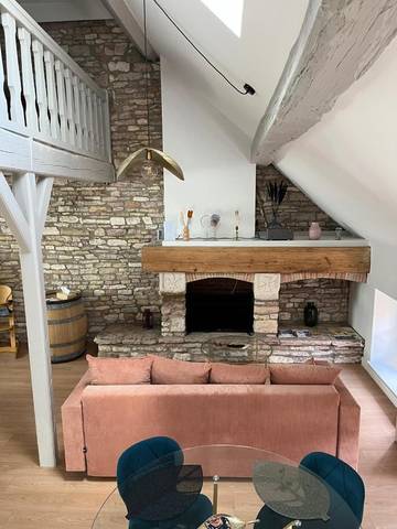 Gîte pour 6 personnes, avec sauna et balcon à Givry