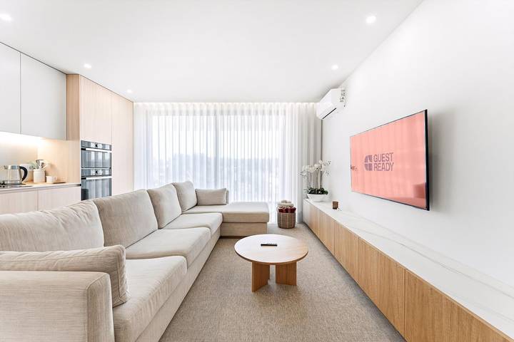 Gîte pour 6 personnes, avec balcon ainsi que piscine et jardin, adapté aux familles à Apúlia - 2