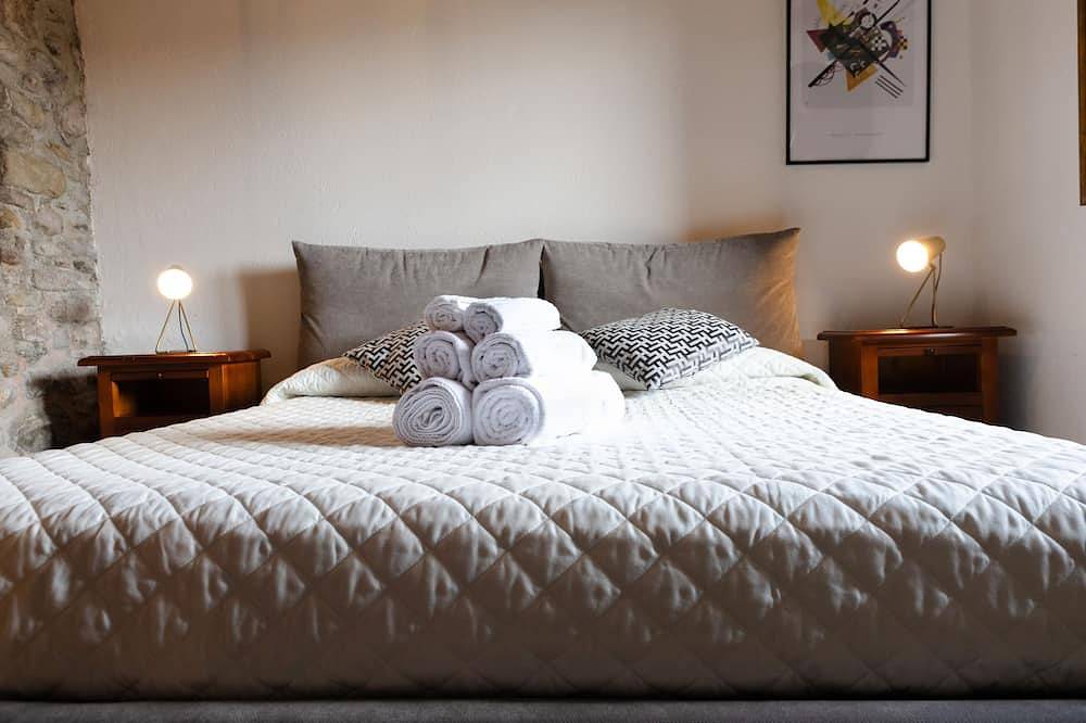 [Rustic House] with patio and garden Assisi center in Assisi, Perugia Province