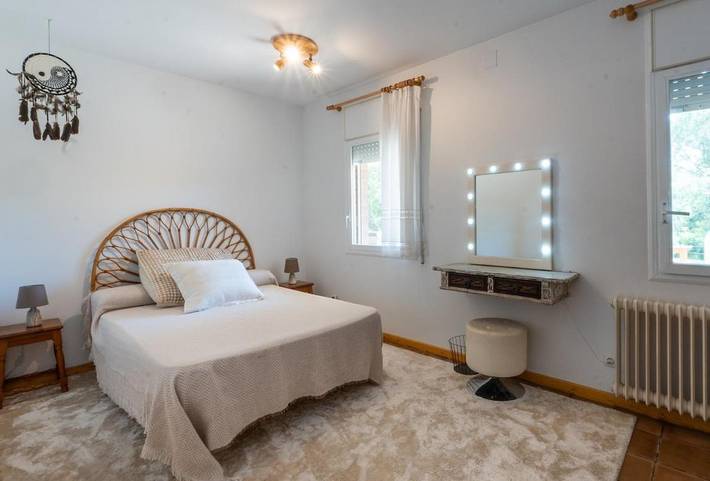 Casa rural para 11 personas, con Balcón y Terraza además de Piscina y Vistas en Montanyola - 2