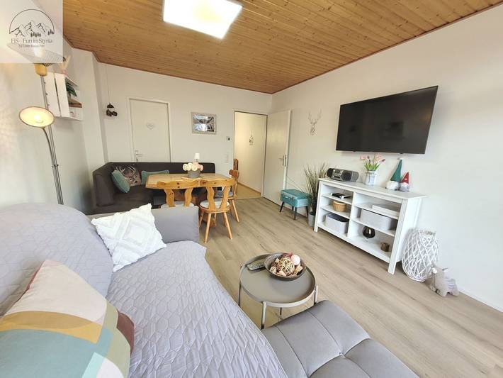 Ferienwohnung für 5 Personen, mit Balkon und Garten sowie Sauna und Ausblick in Tauplitz