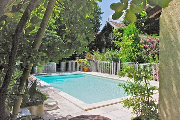 Hôtel pour 2 personnes, avec vue ainsi que piscine et jardin