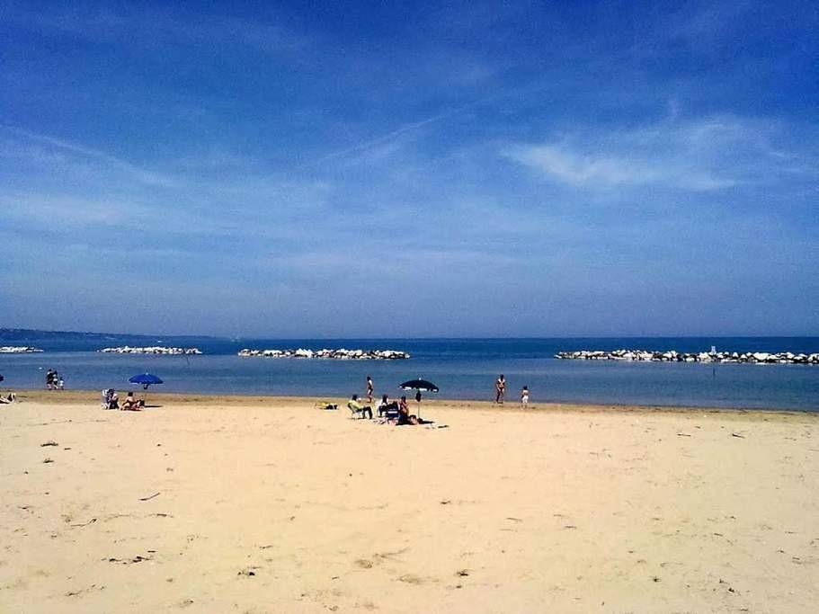 Ganze Wohnung, Simpatico appartamento autonomo sul mare in Spiaggia di Rio Vivo (Termoli), Termoli