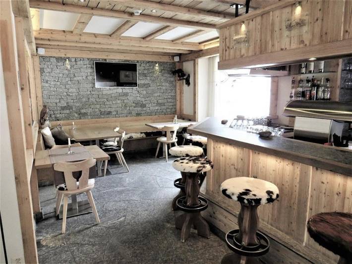 Hôtel pour 2 personnes, avec jardin et terrasse, animaux acceptés à Zernez - 2