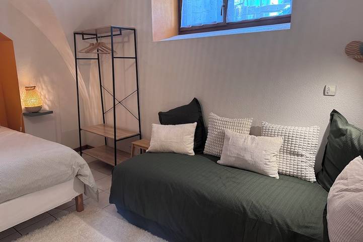 Ganze Wohnung, Cosy apartment under vaulted ceiling-6 people- Le Secret d'Adèle in Châteauroux-les-Alpes, Nationalpark Écrins