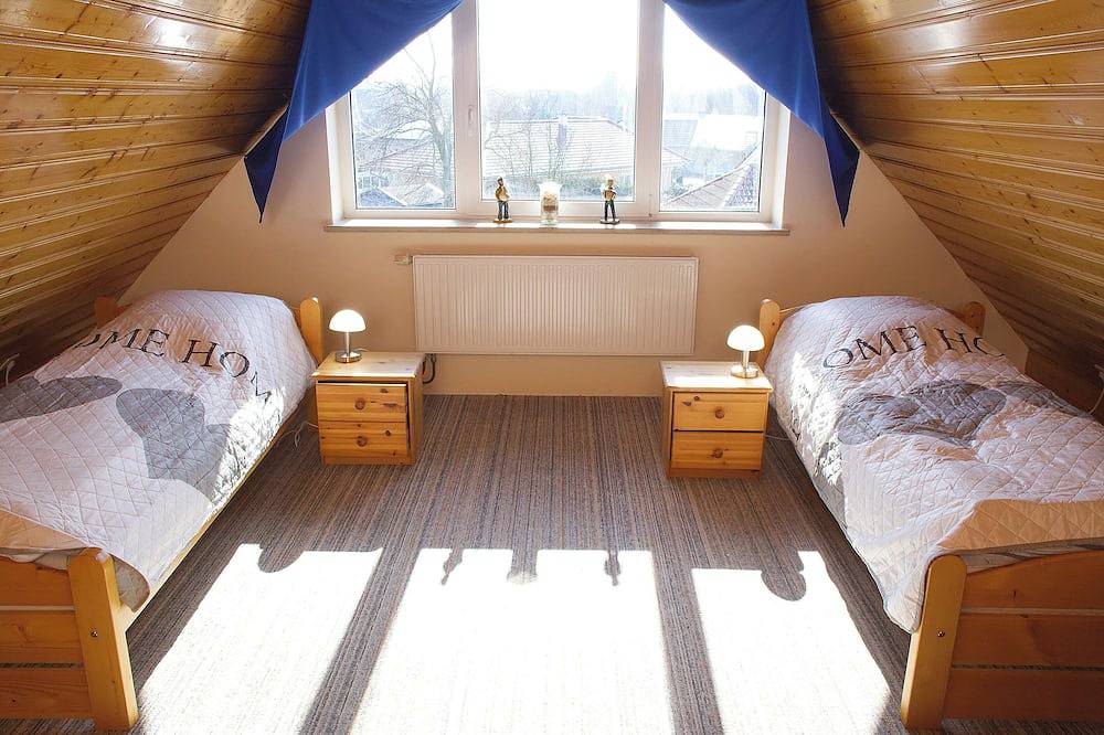 Ganze Wohnung, Gemütliche Ferienwohnung in unmittelbarer Nähe zum Ostseestrand in Hohenfelde, Südliche Ostseeküste