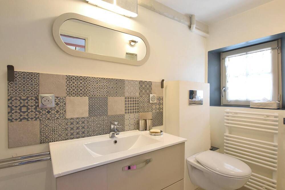 Ganze Wohnung, Beautiful apartment in Pont-L'Eveque with Wifi in Sainte-Famille-en-Auge, Lisieux und Umgebung