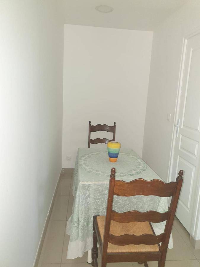 Maison d’hôte pour 2 personnes, avec terrasse, animaux acceptés à Drancy - 2