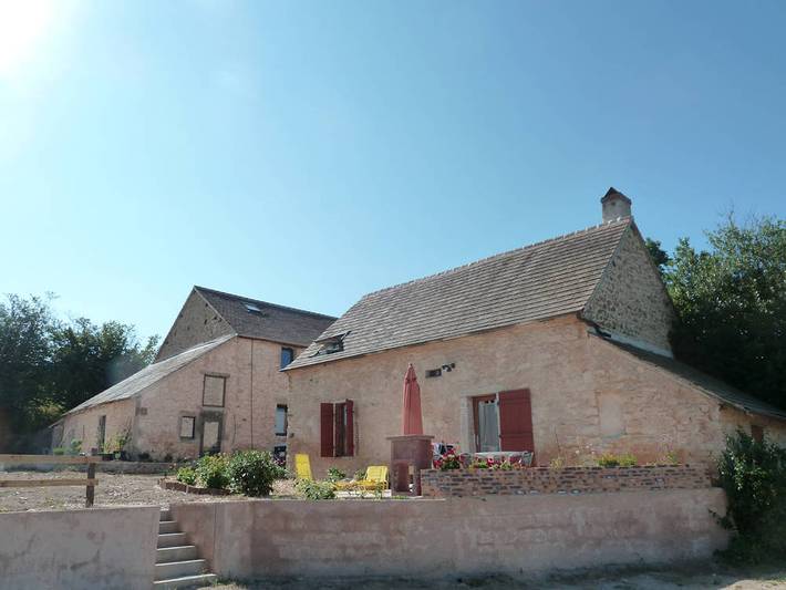 Gîte pour 6 personnes, avec terrasse dans Nièvre - 3