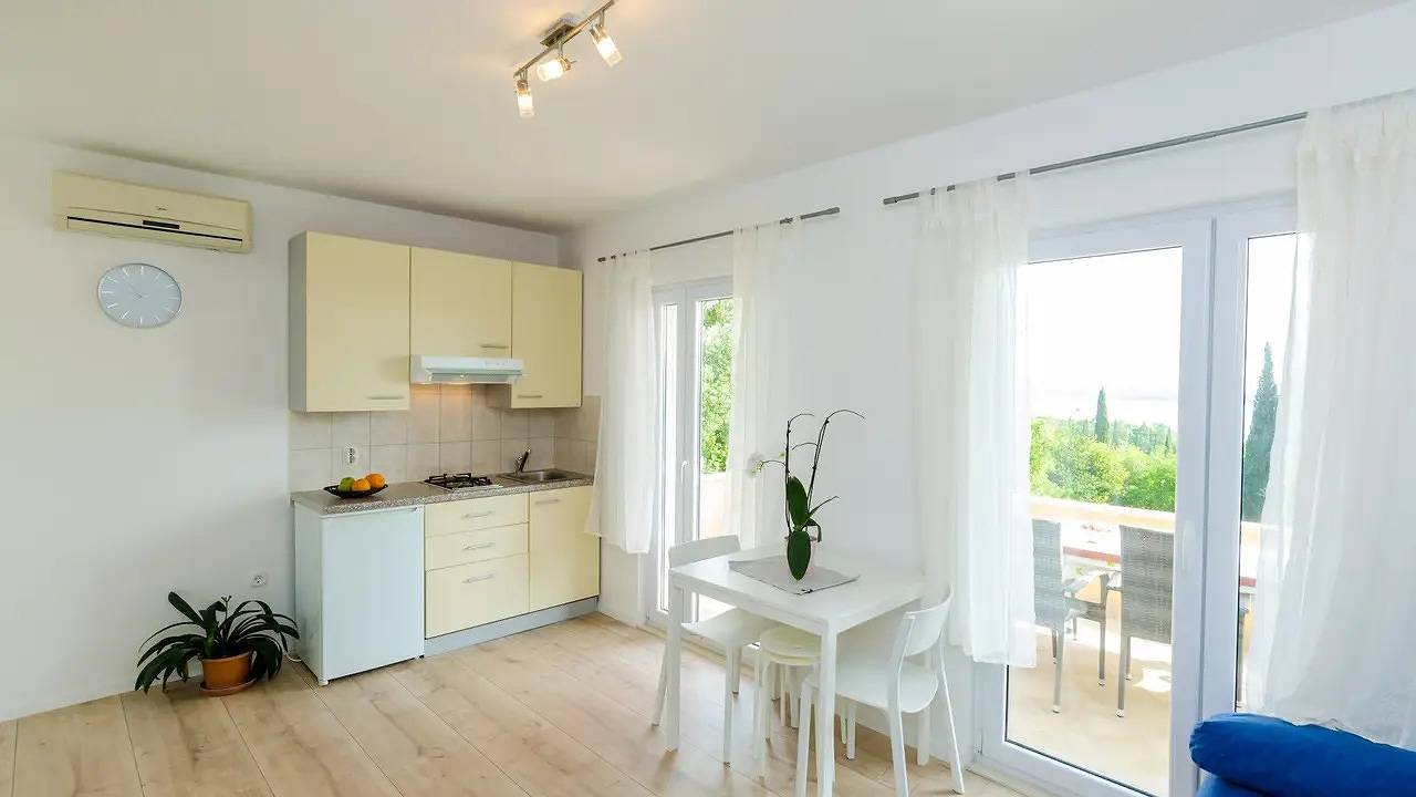 Cijeli apartman za odmor, Ferienwohnung für 4 Personen (31 m²) in Mlini in Mlini, Dubrovačko-neretvanska županija