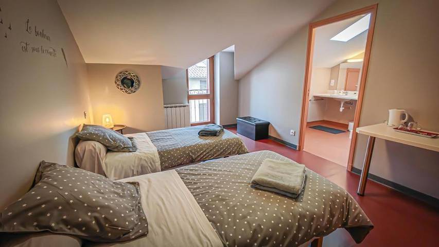 Gîte pour 2 personnes, avec Terrasse à Belmont-sur-Rance