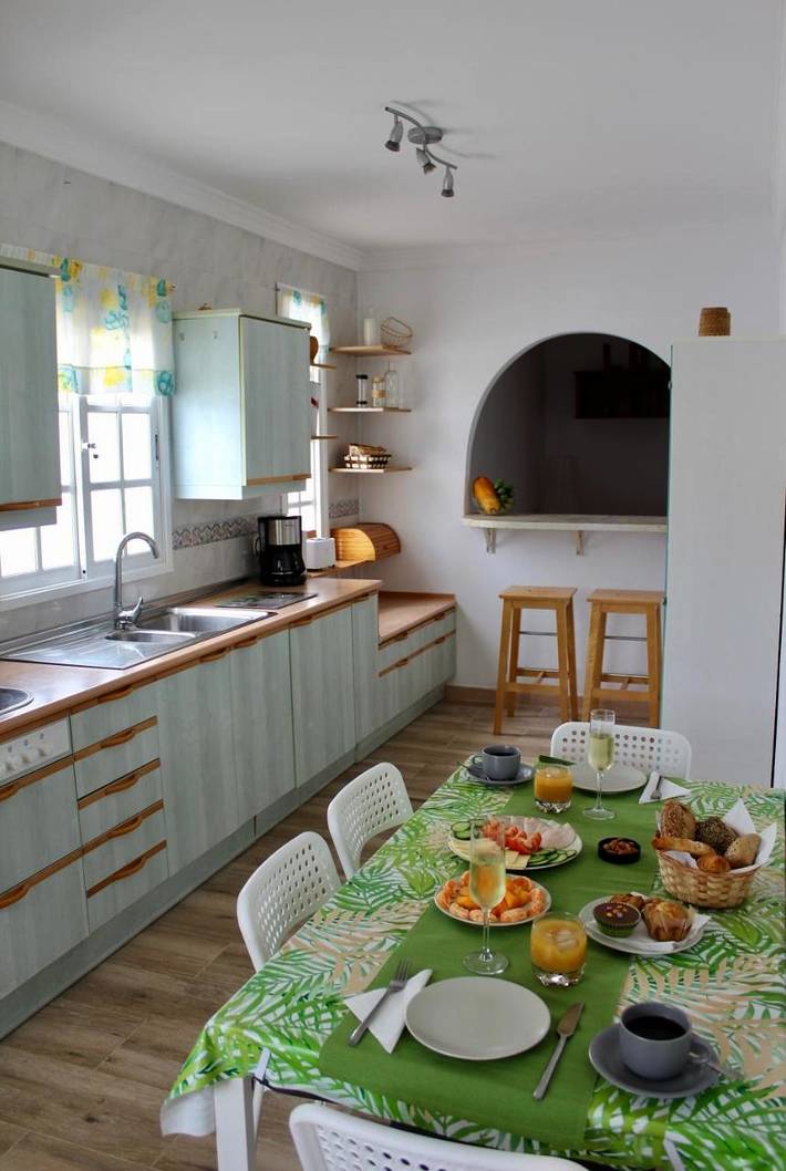 Location de vacances pour 5 personnes, avec jardin à Tarajalejo - 4