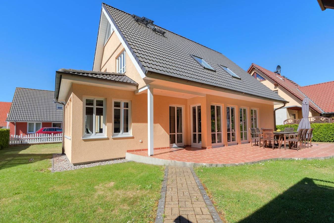 Ferienhaus Ahlbeck mit Sauna, Kaminofen und Platz für bis zu 8 Personen in Drei Kaiserbäder, Heringsdorf